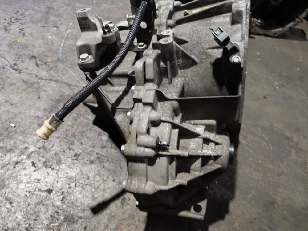 BOITE DE VITESSE MANUEL DACIA/RENAULT ND4012  - Vue 3